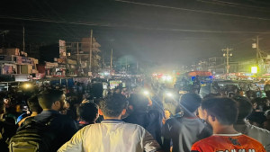 ক্যাম্পাসে হামলা ও ভাঙচুরের প্রতিবাদে ছাত্রশিবিরের বিক্ষোভ
