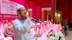 অস্ত্র নয়, জনগণই সবচেয়ে বড় শক্তি: ফয়জুল করীম