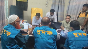 রংপুর শিক্ষা অফিসে দুদকের অভিযান