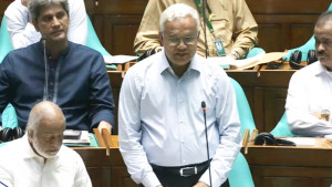 স্বামী-স্ত্রীর কর্মস্থল কাছাকাছি রাখার চেষ্টা: মন্ত্রী