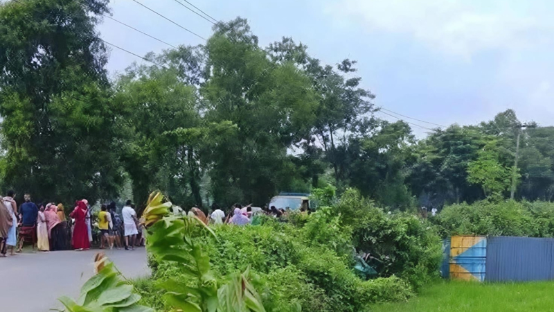 গাজীপুরে সিএনজি-কাভার্ডভ্যানের সংঘর্ষ, নিহত ২