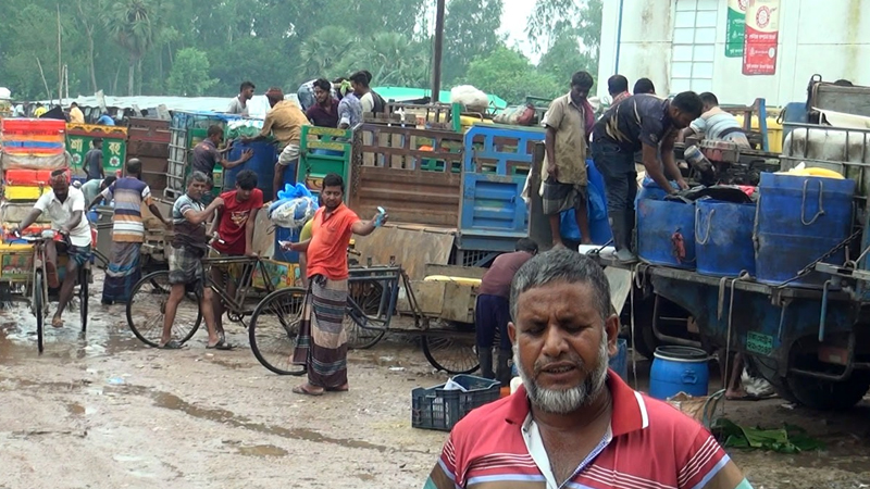 অবৈধ মৎস্য আড়ত উচ্ছেদে প্রধানমন্ত্রী বরাবর অভিযোগ